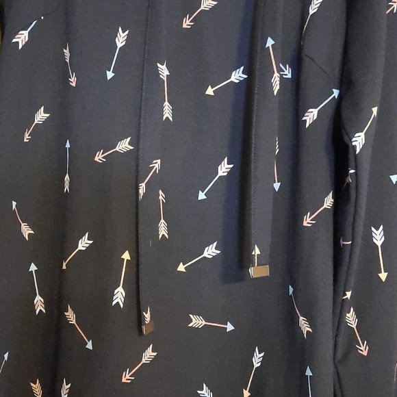 NB Conversational 👗 Dress with Hoodie NWT - Picture 4 of 7